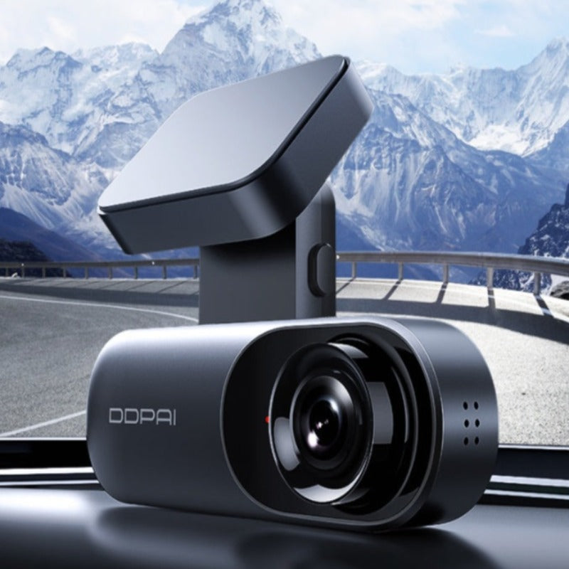 Focus on the car dash cam N3 - Techno Temple